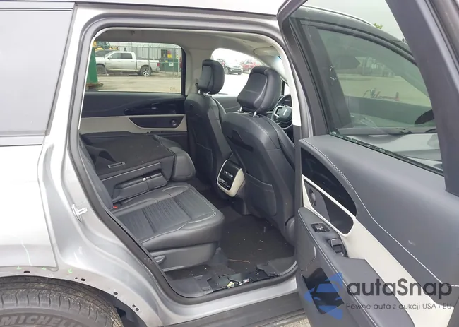 5LMPJ8K45RJ835358: 42255152