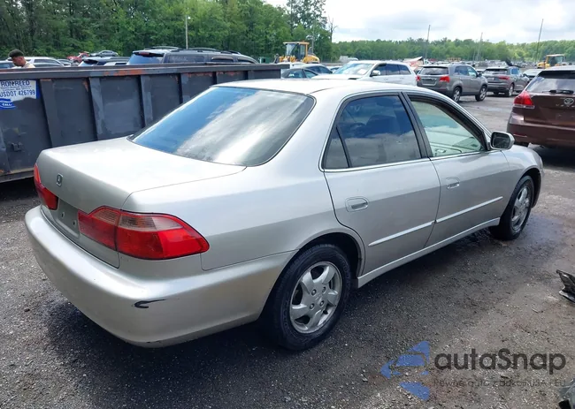 1HGCG6676XA062556: 42256513