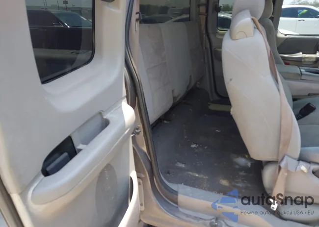 1FTRX17233KA87739: 42256524