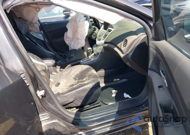 1G1PE5SB5E7413499: 42256548