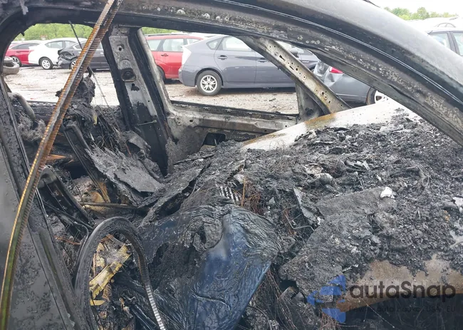 5UXWX9C55E0D17640: 42256642