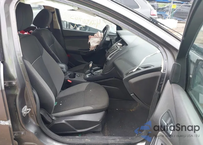 1FADP3F27EL116685: 42256762