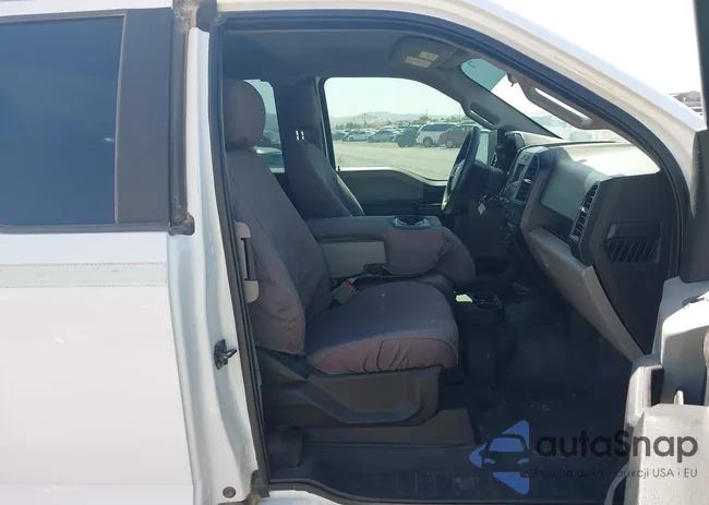 1FTFX1E55JKE01176: 42256825