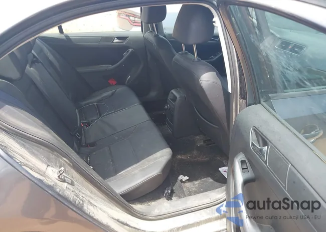 3VWDX7AJ4BM330203: 42256889