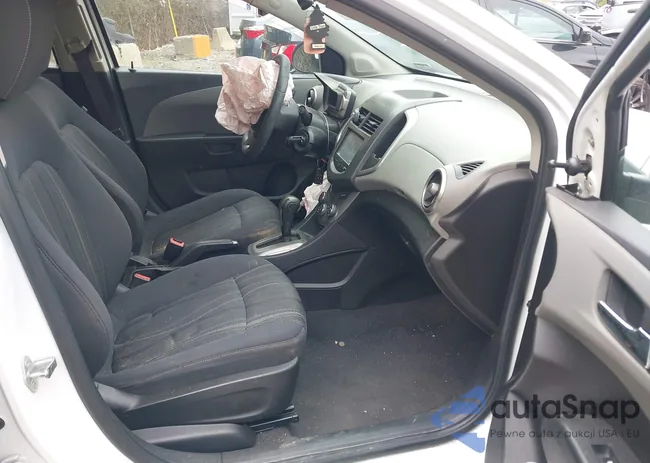 1G1JC5SG8G4181086: 42256058