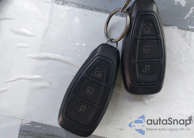 1FADP3L92EL268410: 42256145