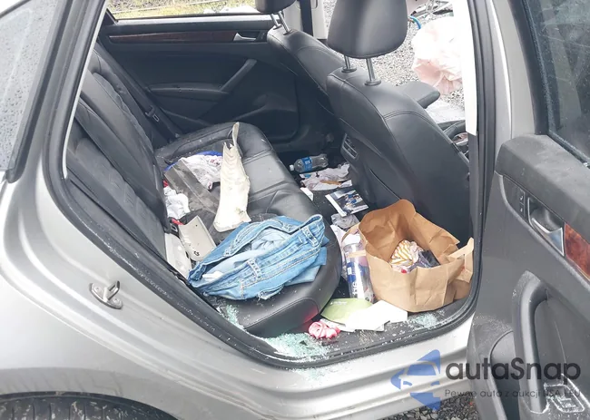 1VWCN7A37DC036494: 42256161