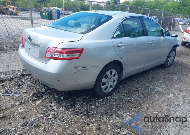 4T1BF3EK8BU695581: 42256308