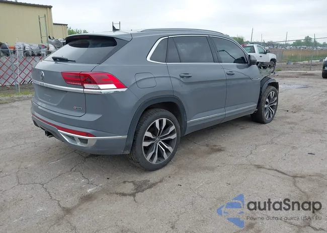 1V2FE2CA0MC223881: 42257435