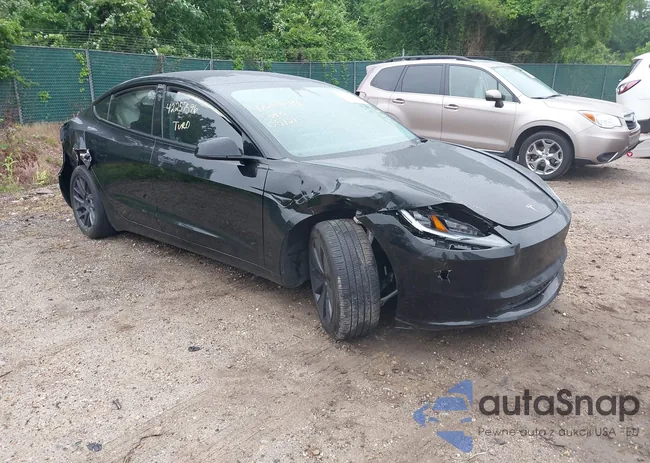 5YJ3E1EB7RF717234: 42257596