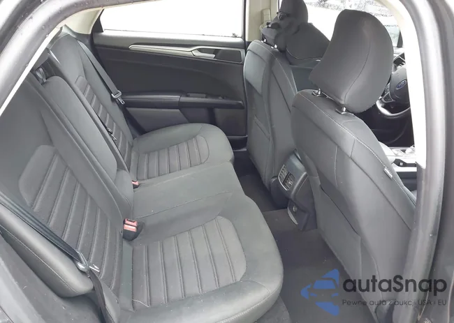 3FA6P0HD1KR285572: 42257942