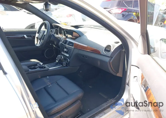 WDDGF8AB7EA959799: 42257290