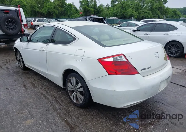 1HGCS12868A011303: 42258437