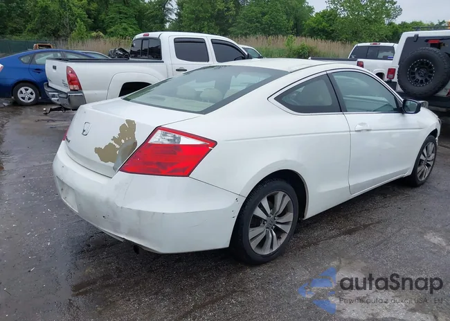 1HGCS12868A011303: 42258437