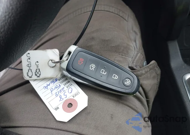 1FMCU9GD8KUA73154: 42258644