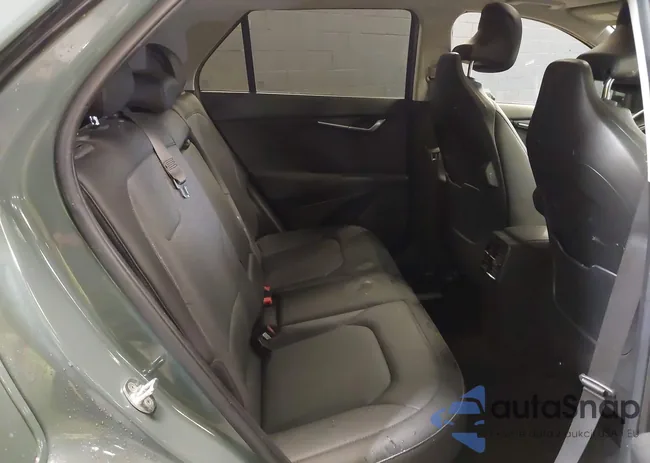 KNDCT3LE9P5045660: 42258930