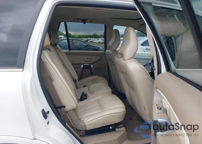 YV4952CY5E1691708: 42258066