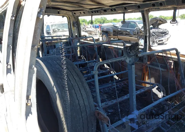 1GAHG39U151159206: 42258245