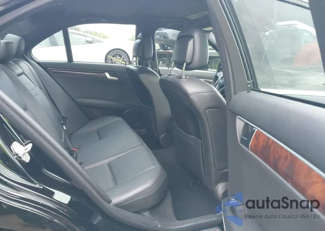 WDDGF8AB9DR257242: 42259512