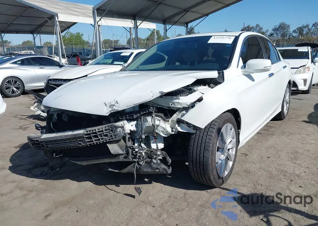 1HGCR2F78FA062768: 42259776