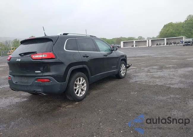 1C4PJMCS6GW221075: 42259107