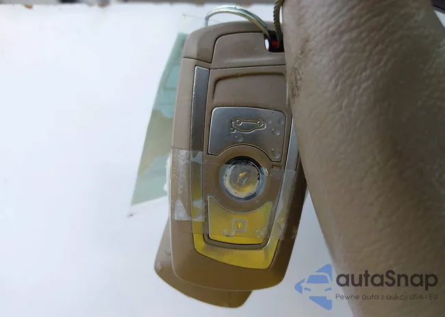 WBA3A5C57CF341151: 42259279