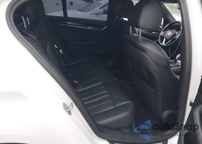 WBAJA9C56JB252738: 42260352