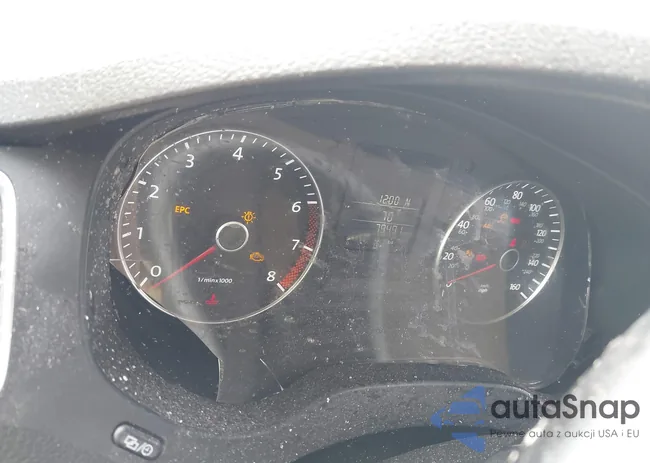 3VWDP7AJ5DM372463: 42260572