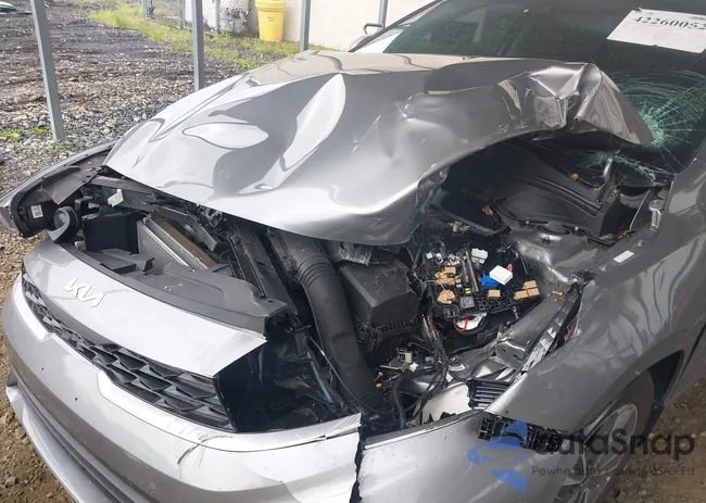 3KPF24AD3RE773806: 42260052