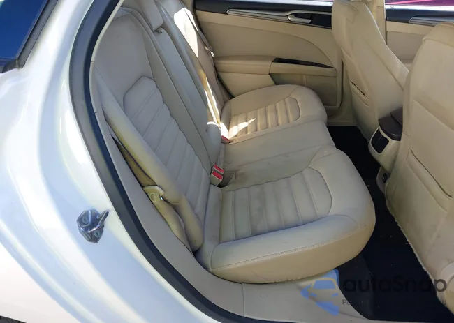 3FA6P0H78DR211420: 42260243