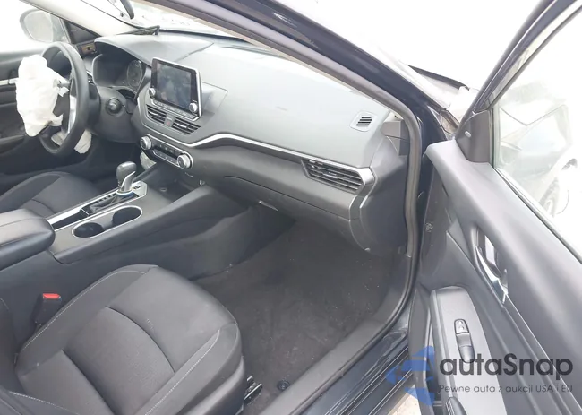 1N4BL4DV6NN363139: 42260249