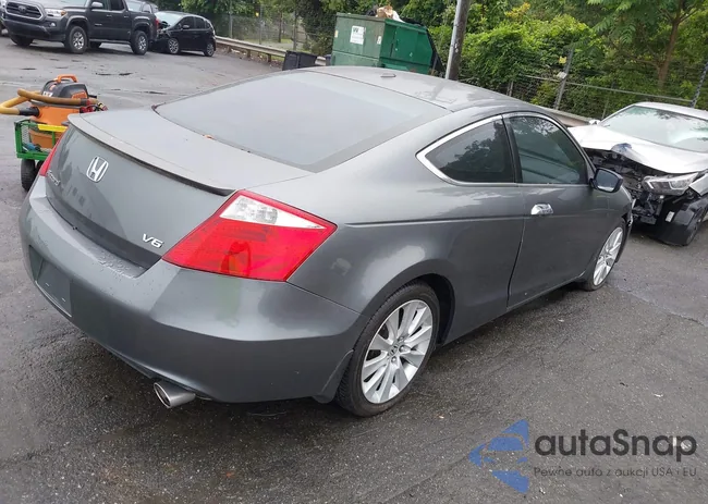 1HGCS22868A015180: 42261510