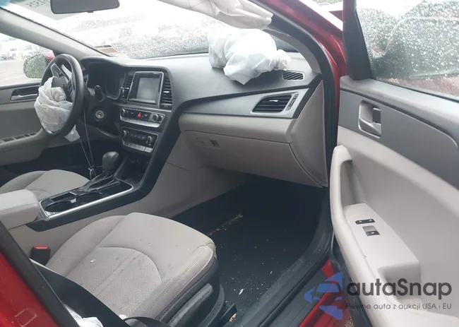 5NPE24AF5KH752177: 42261525