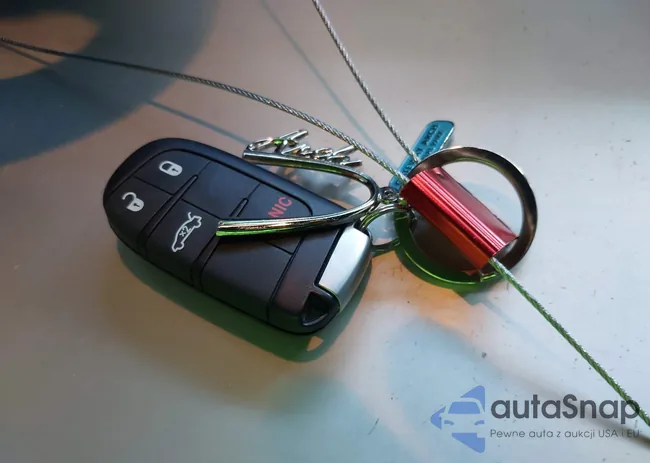 2C3CDZFJ1HH539342: 42261556