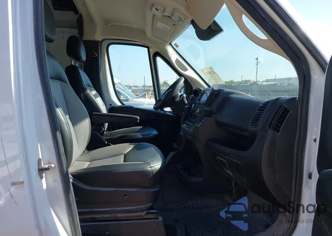 3C6LRVDG0PE563680: 42261644