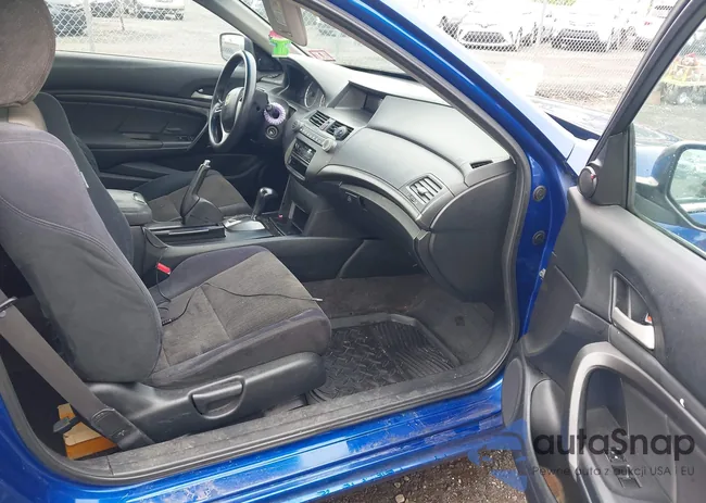 1HGCS12339A017386: 42261685