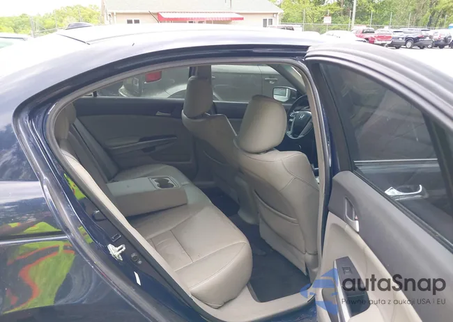 1HGCP36848A020041: 42261688