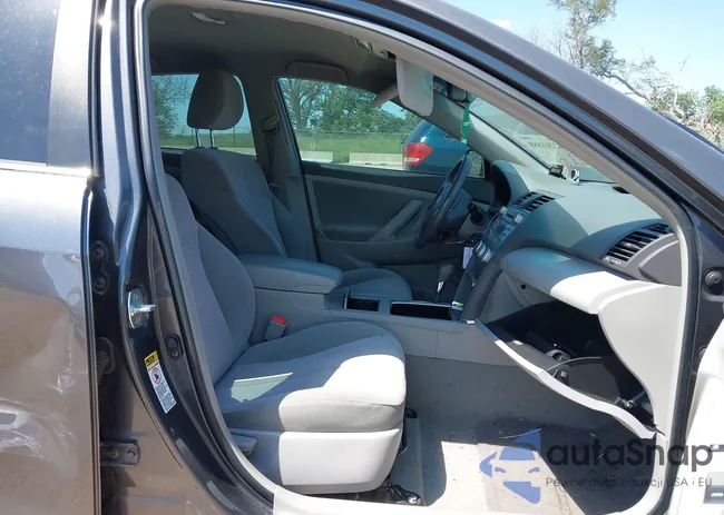 4T4BF3EK1BR179942: 42261888