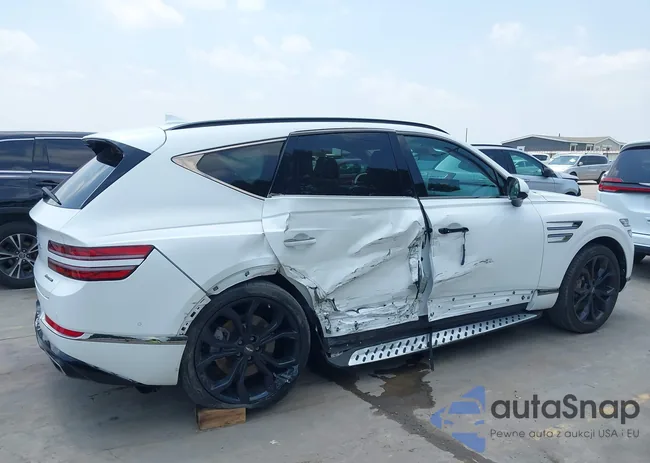 KMUHCESC8RU166378: 42260945