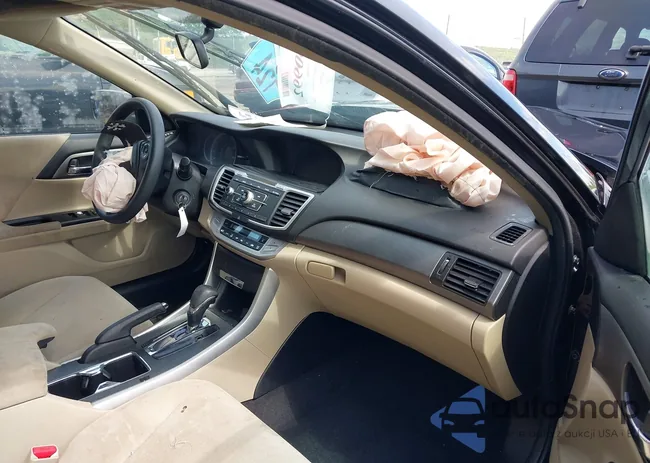 1HGCR2F38DA219080: 42260992