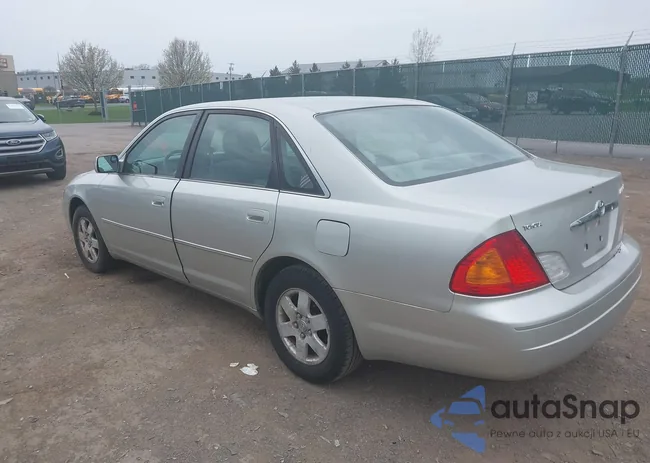 4T1BF28B02U200974: 42261282