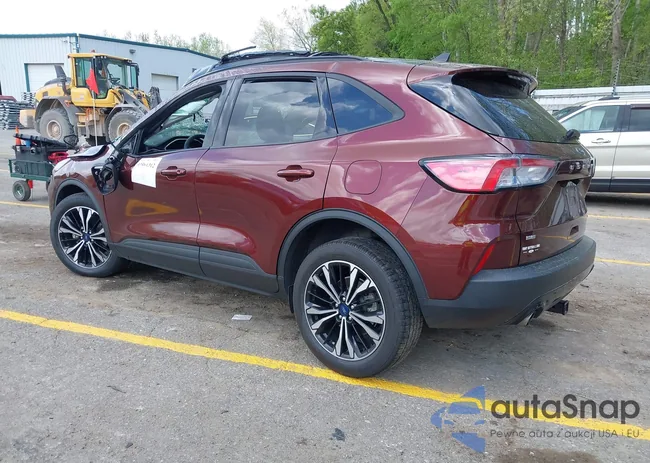 1FMCU9BZ9MUA15592: 42261312