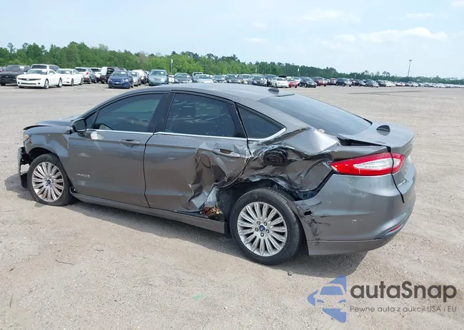 3FA6P0LU4DR283132: 42262556