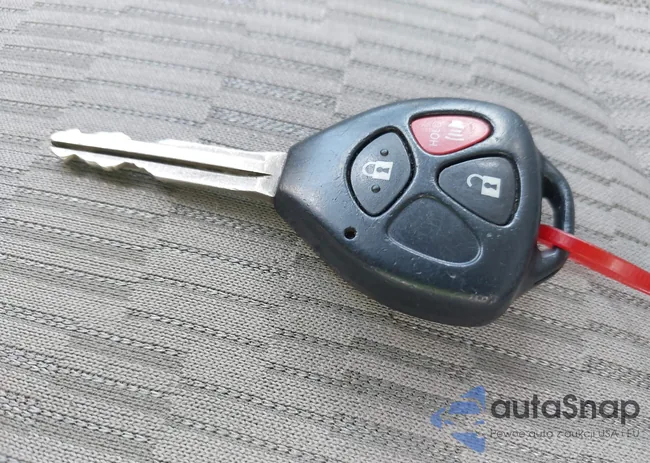 2T3BF4DV5AW072037: 42261946