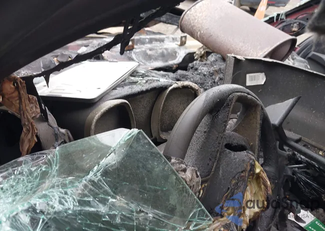 2GNALCEK6G1149932: 42261990