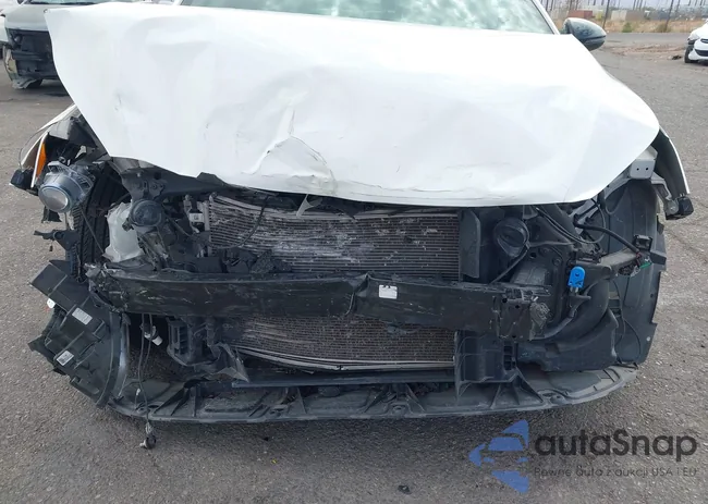 3KPF34AD1ME282821: 42262039