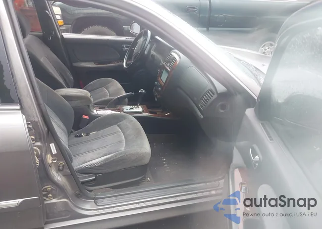 KMHWF35H24A980013: 42262053