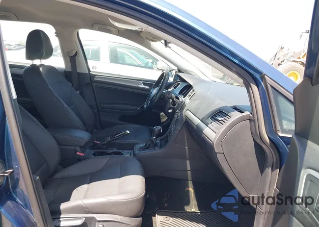 3VW2A7AUXFM032196: 42262138