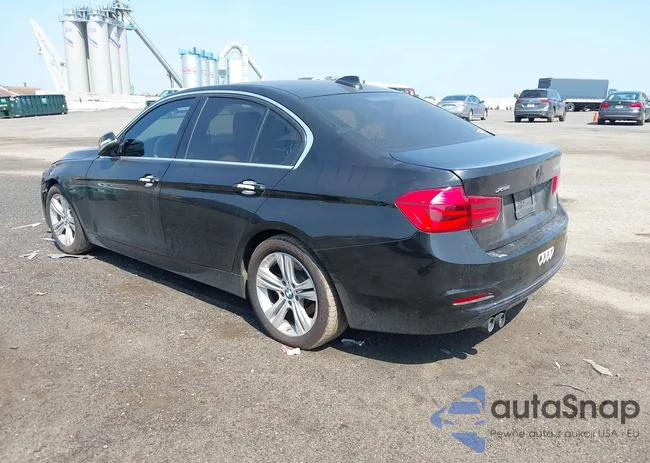 WBA8D9C30HA011827: 42263324