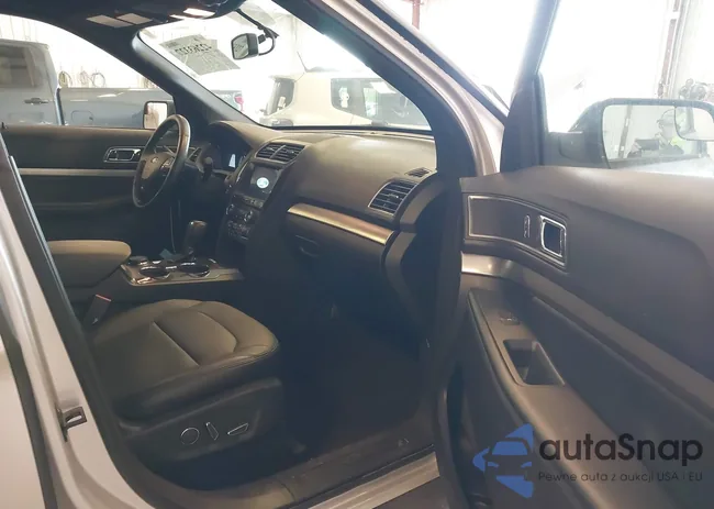 1FM5K8D83JGC40596: 42263327